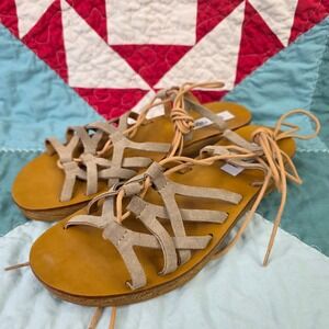 Steve Madden Seaashor Tan Suede Lace Up Gladiator Platform Sandals Womens 10